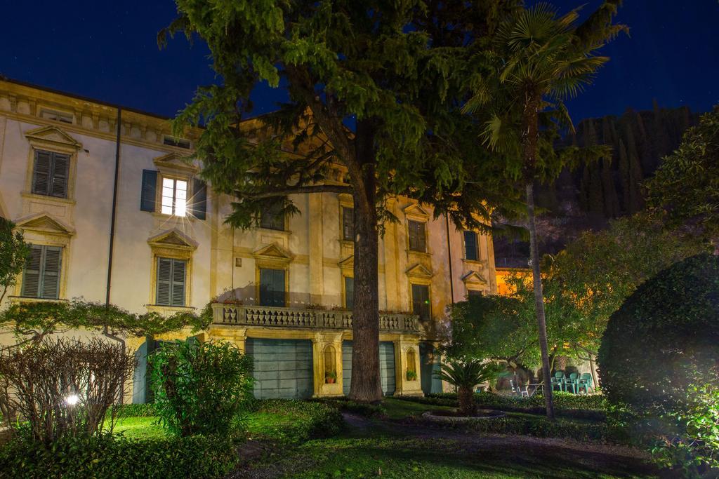 Il Batti Apartment Water Front And Private Beach Toscolano Maderno Buitenkant foto
